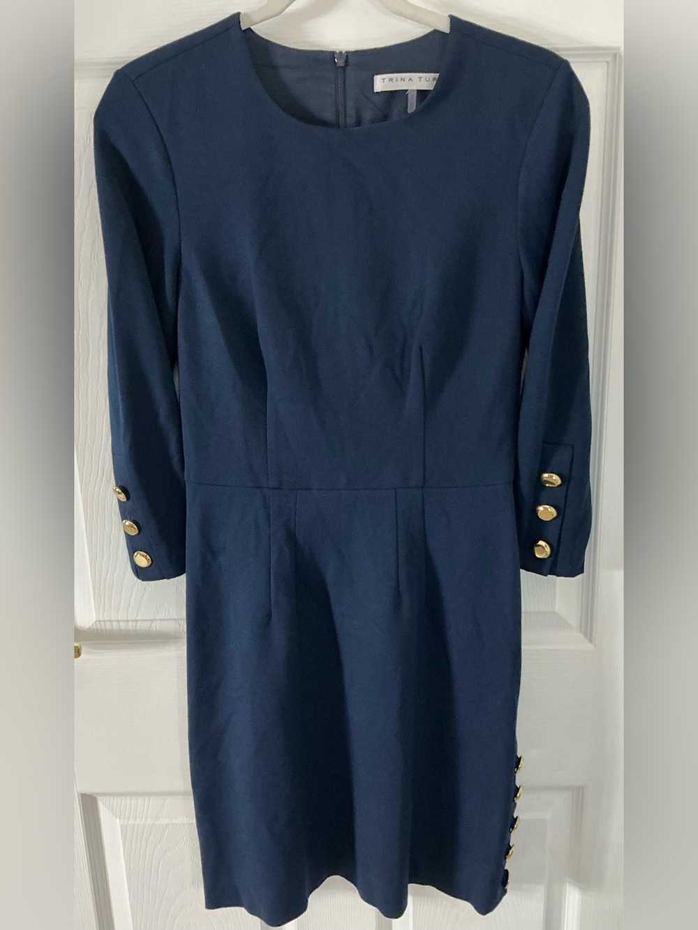 Trina Turk Shiraz Navy Blue Sheath Dress Gold Button Lace Trim Size 2